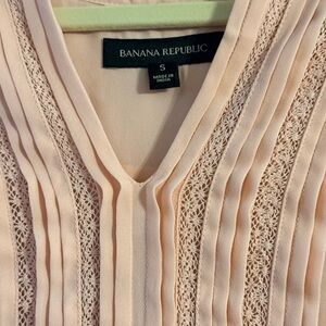 Banana Republic Women's Light Pink Top